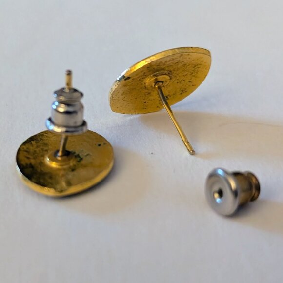 vintage gold-tone art deco lily cloisonne enamel post earrings - Picture 3 of 3